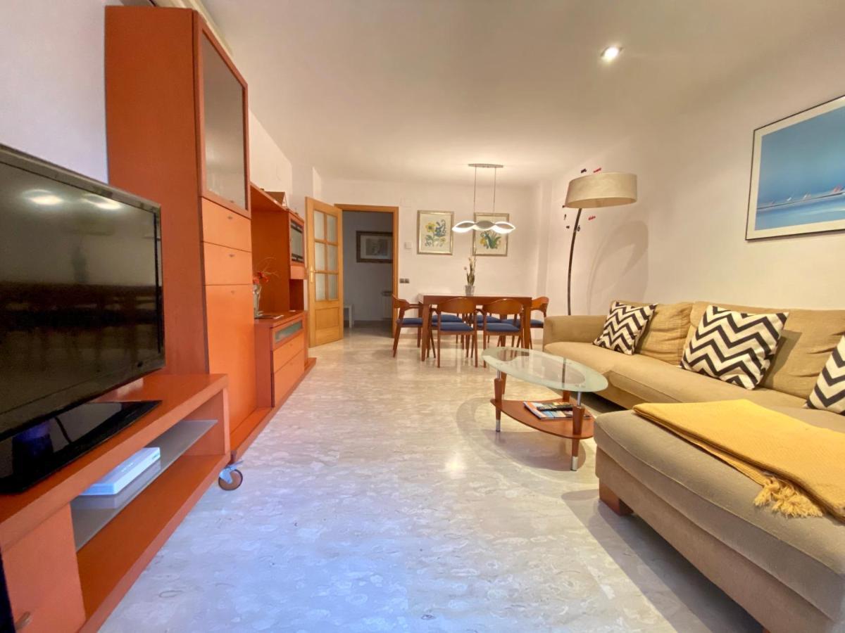 Apartment Rambla Tarragona Free Parking Bagian luar foto