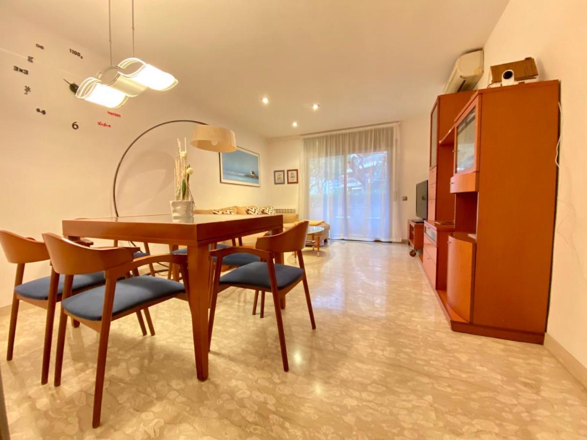 Apartment Rambla Tarragona Free Parking Bagian luar foto