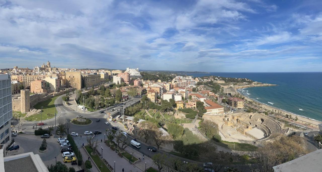 Apartment Rambla Tarragona Free Parking Bagian luar foto