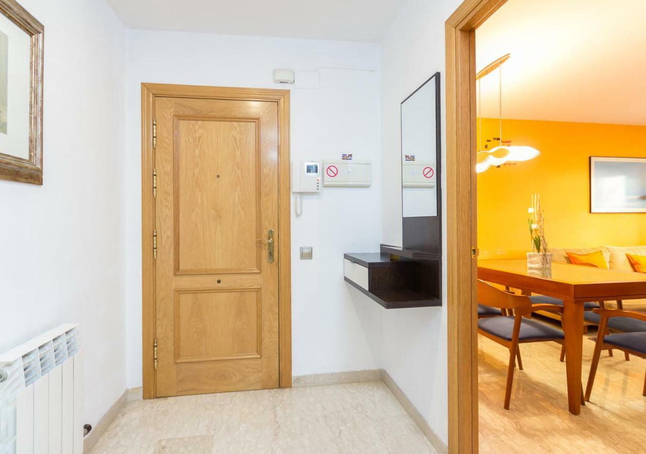 Apartment Rambla Tarragona Free Parking Bagian luar foto